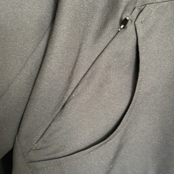Gymshark hooded cropped jacket - Picture 6 of 6